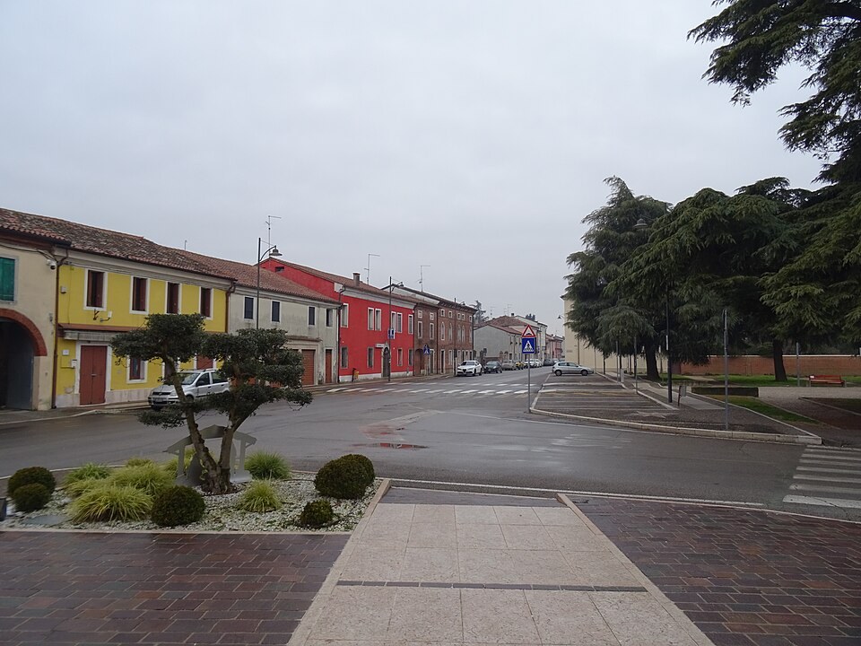 Scorcio di Veronella, in provincia di Verona